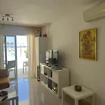 Sea View With Direct Access To Boulevard Apartman *