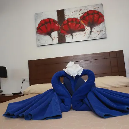 Sea View With Direct Access To Boulevard