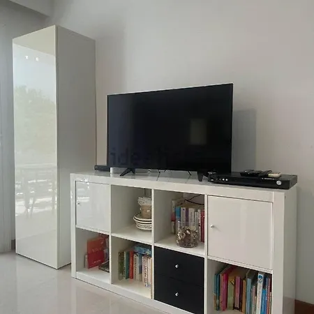 Sea View With Direct Access To Boulevard Apartman *