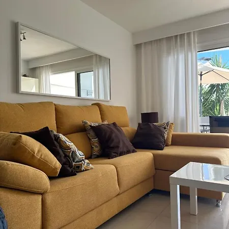 Sea View With Direct Access To Boulevard *