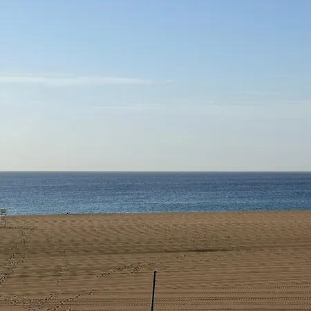 Sea View With Direct Access To Boulevard Apartment *