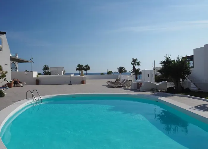 Sea View With Direct Access To Boulevard Apartment *